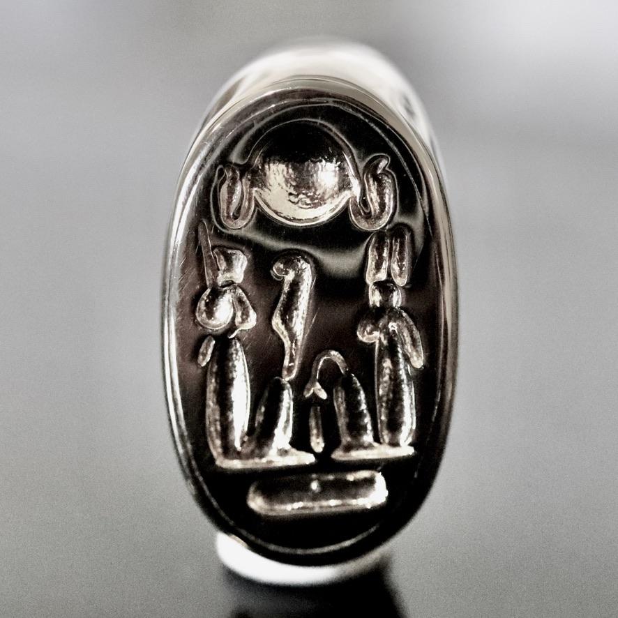 Nefertiti's Ring - Silver