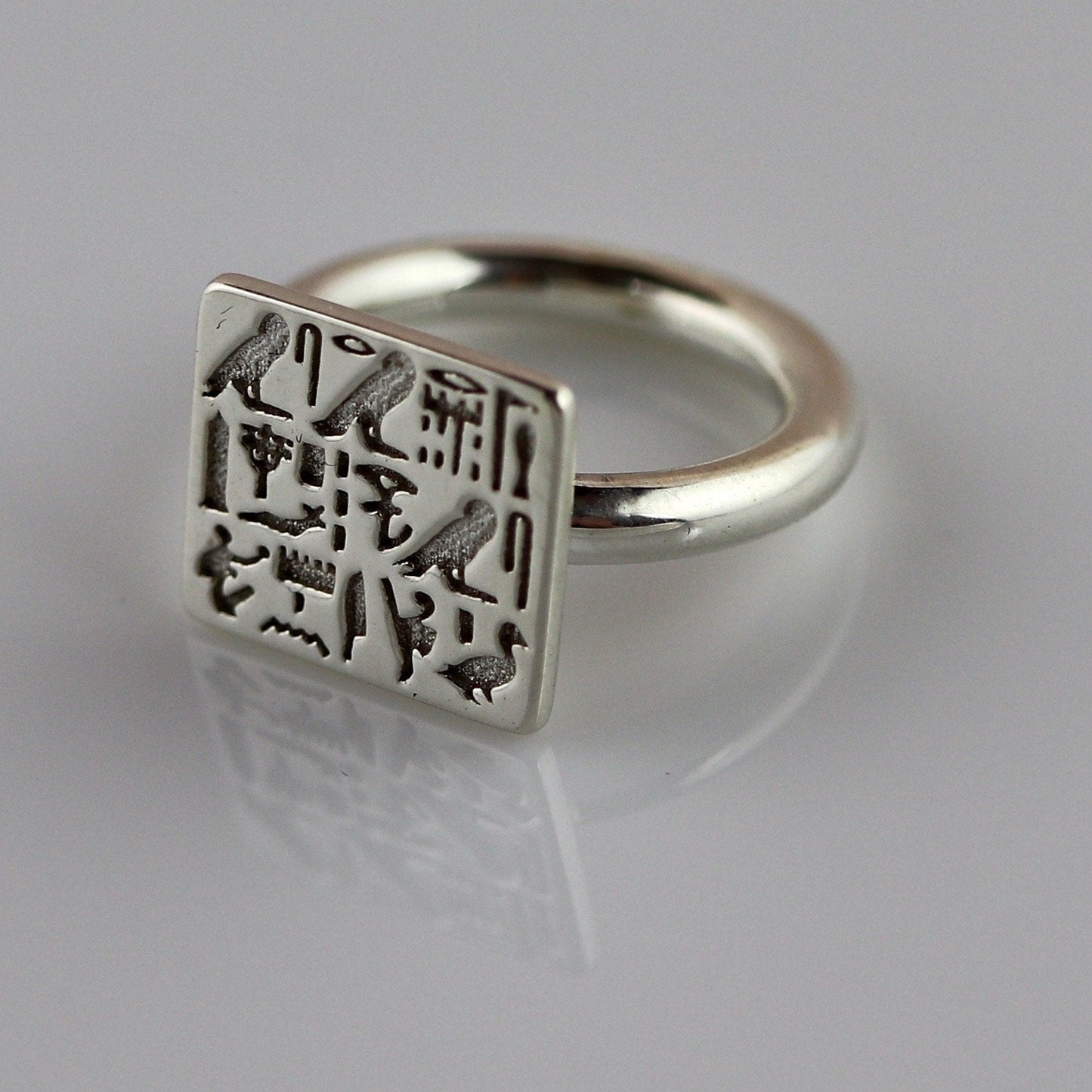 Ring of Priest Sienamun - Silver