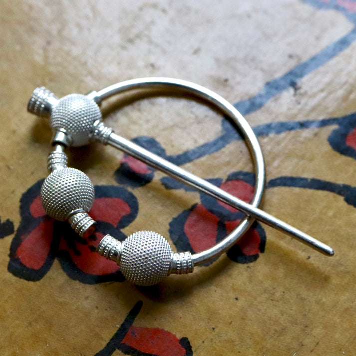 Viking Open Ring Brooch – BoneNE