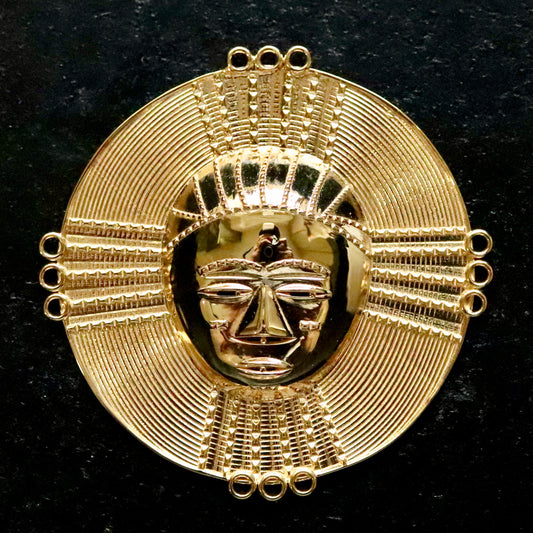 Akan Trailer Pendant